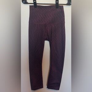 Lululemon Wunder Under High Rise Crop Leggings Shifted Horizon Red Black Grape